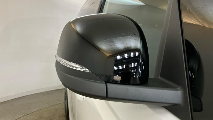 Volkswagen ID. Buzz 210kW Style Pro 79kWh 5dr Auto [Design+] Electric Estate - Image 40